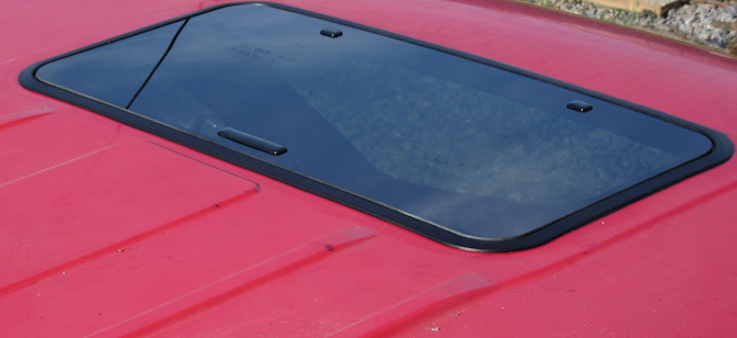 Manual pup-up Sunroof (800mm х 426mm)