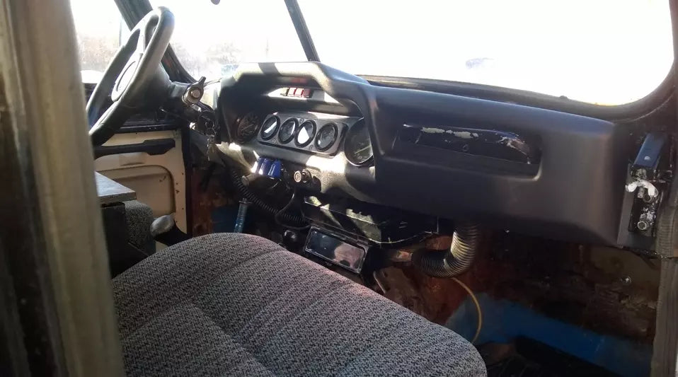 UAZ 469 dashboard trim plastic - Miles Car parts & accessories