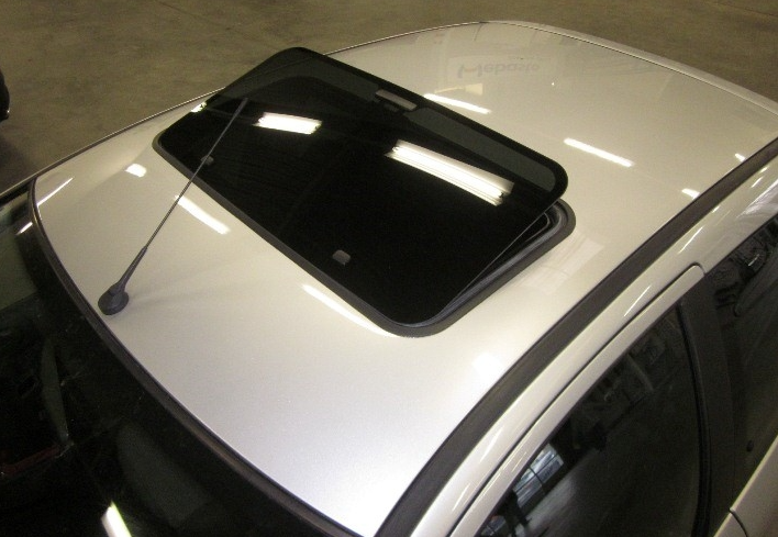 Manual pup-up Car Sunroof (800mm х 426mm) (31.49inch x 16.77inch) - Miles Car parts & accessories
